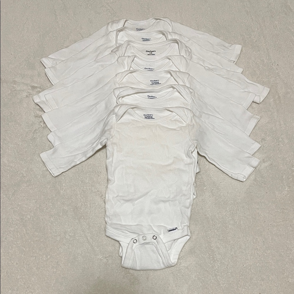 Gerber | 3-6 Month White Bodysuit Set